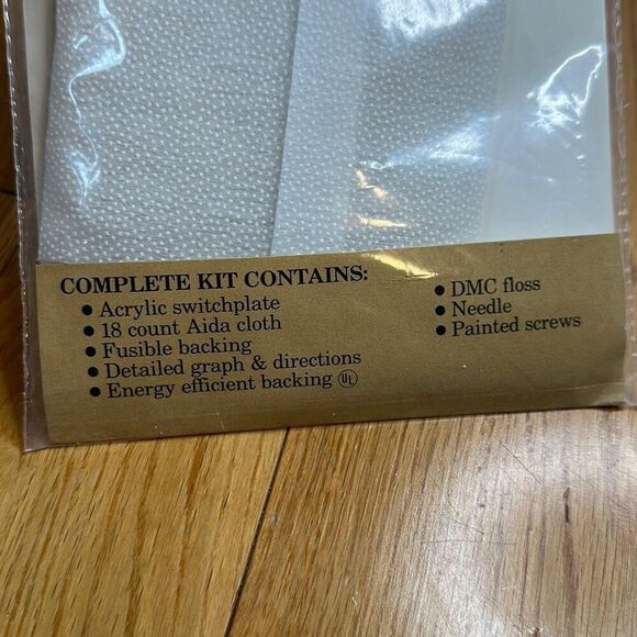 1984 FOND MEMORIES COUNTED CROSS-STITCH SWITCHPLATE  temples + kit - Picture 5 of 5